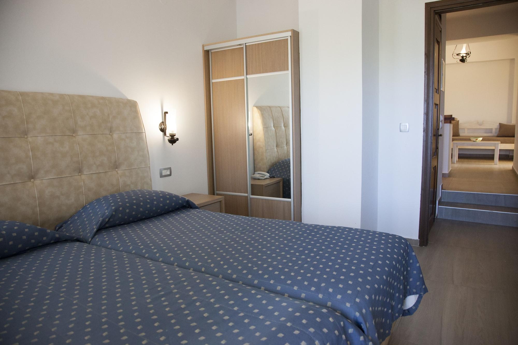 Aparthotel Sunny 3*