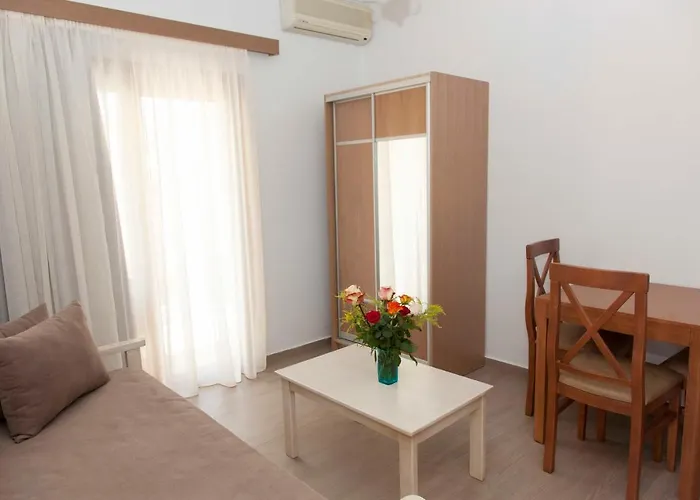 Sunny Suites