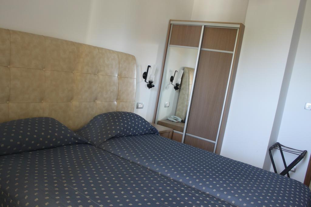 Hotel de apartamente Sunny 3*